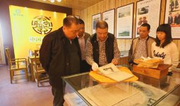 “保质量创品牌 积极搭乘互联网＋” ——市工商局领导深入国丰调